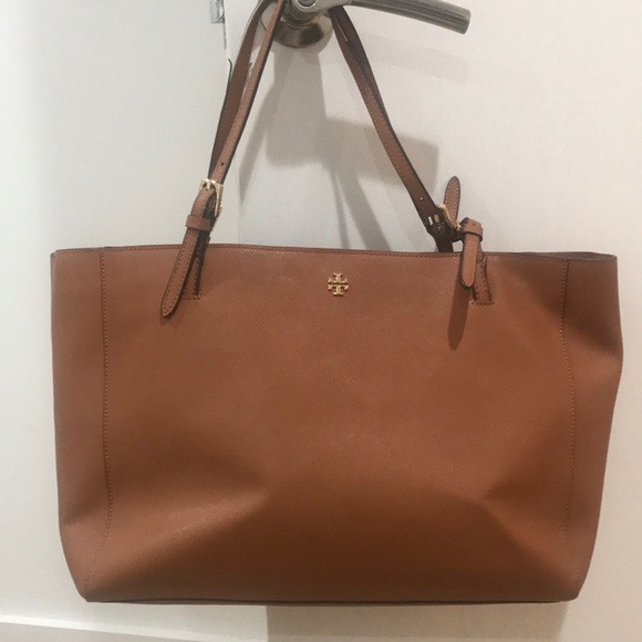 Tory Burch Handbags - Tory Burch Leather Tote